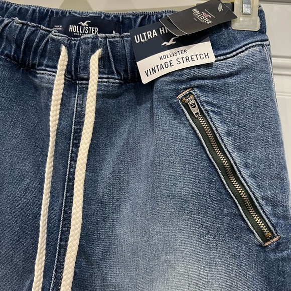 Hollister Blue Jogger Jeans - Picture 2 of 3